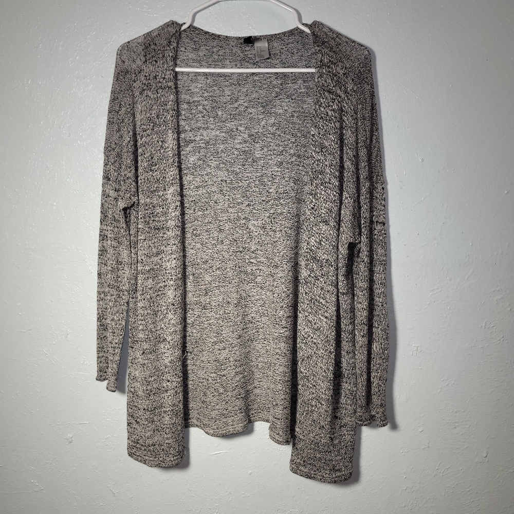 Divided Size Medium Cardigan